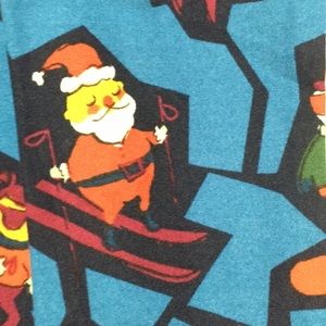 LuLaRoe Bottoms - NWT Holiday LuLaRoe Kids’ L/XL Leggings Skiers LuLaRoe Bottoms - NWT Holiday LuLaRoe Kids’ L/XL Leggings Skiers